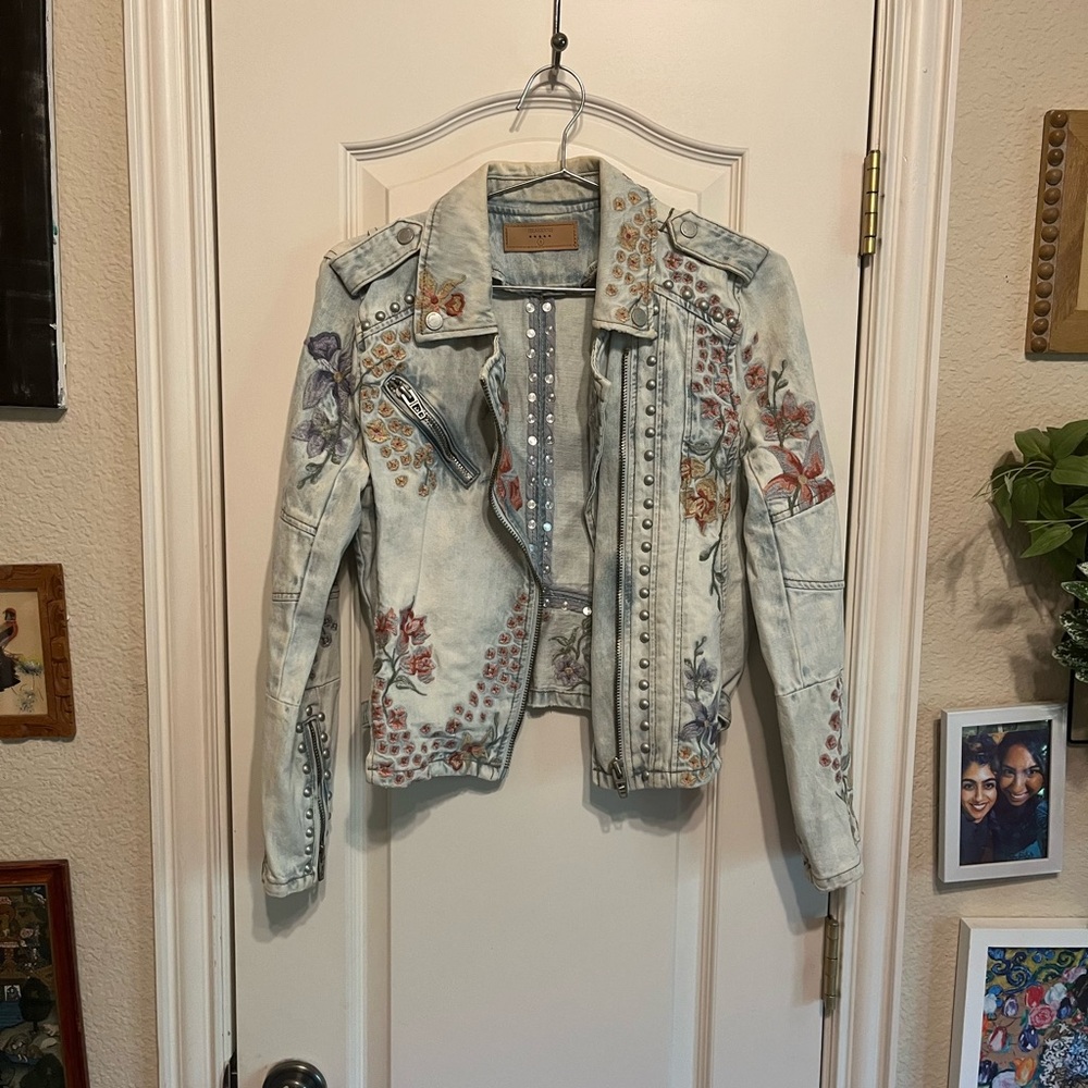 Blank NYC Embroidery Denim sz S